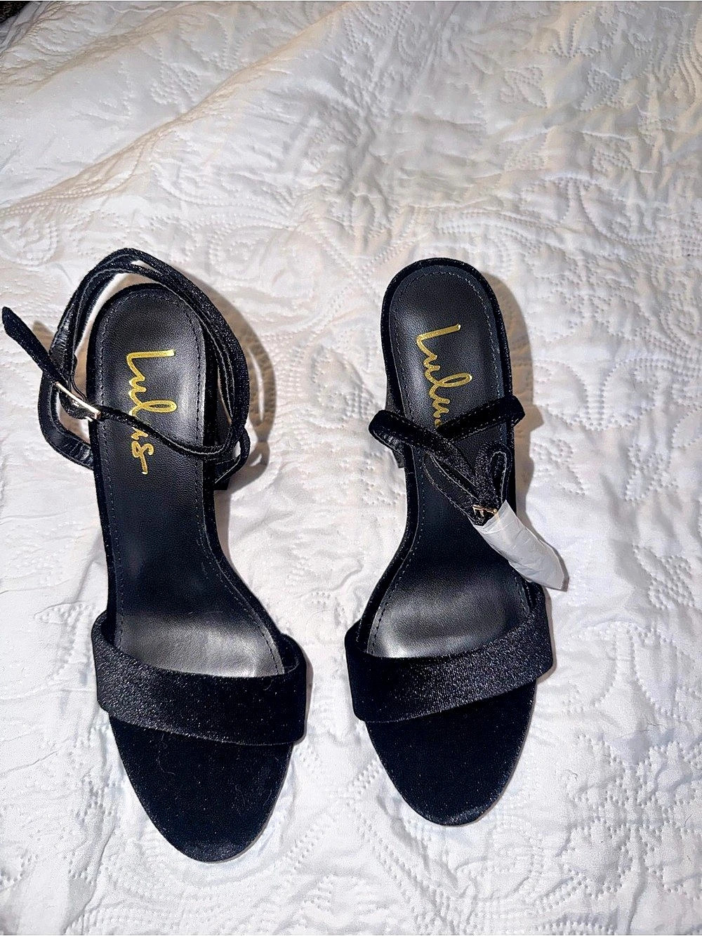 LuLu's Black Strappy Block Heel Sandals NWT